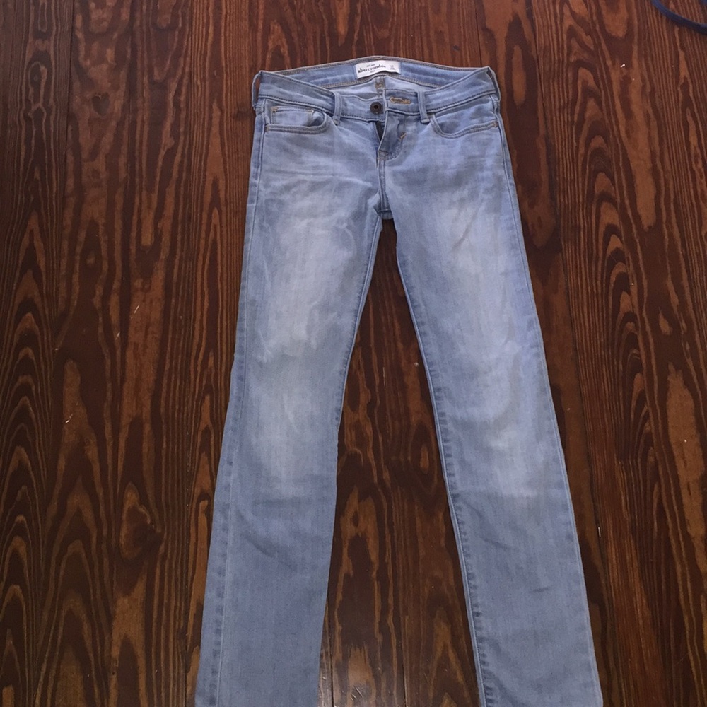 Denim light wash Abercrombie jeans